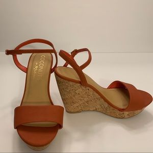 NWOT COCONUTS BY MATISSE wedge sandals. Sz 8 1/2 M